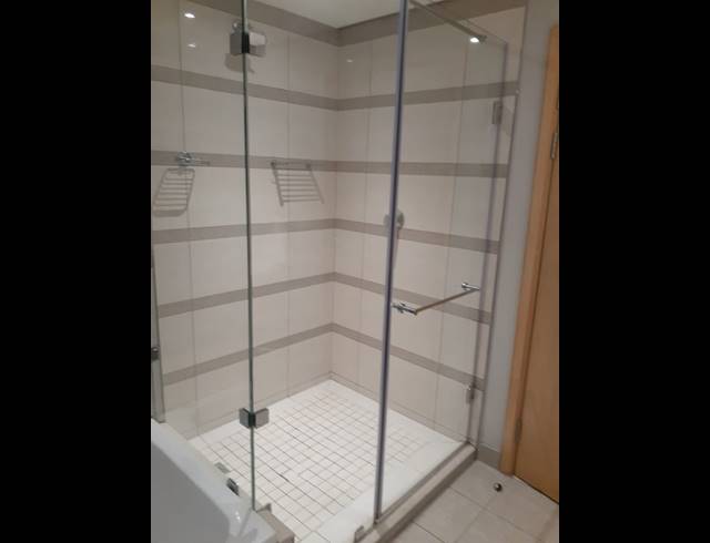2 BEDROOM APARTMENT FOR SALE IN UMHLANGA CENTRAL